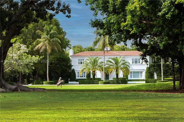 1261 N Greenway Dr, Coral Gables, FL 33134