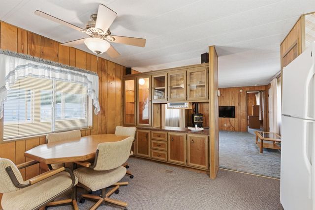 19014 W Bunker Rd, Cheney, WA 99004