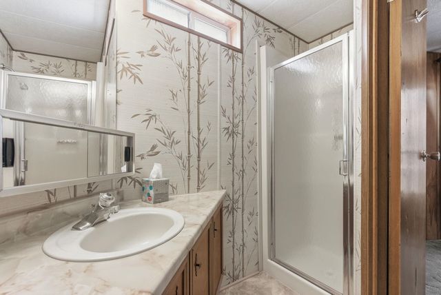 19014 W Bunker Rd, Cheney, WA 99004
