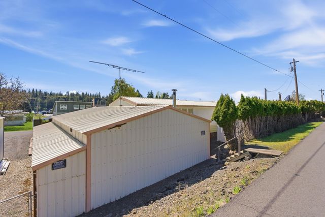 19014 W Bunker Rd, Cheney, WA 99004