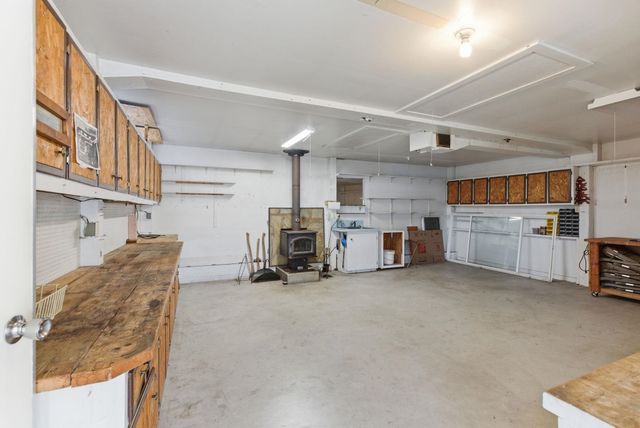 19014 W Bunker Rd, Cheney, WA 99004
