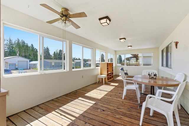 19014 W Bunker Rd, Cheney, WA 99004