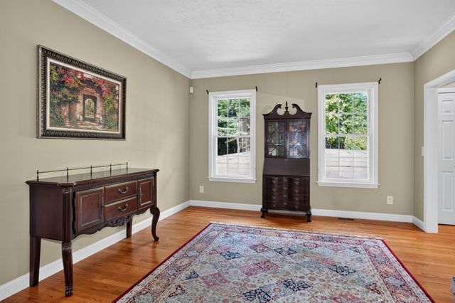 51 Danforth Ln, Bolton, MA 01740