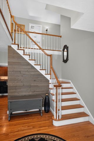 51 Danforth Ln, Bolton, MA 01740