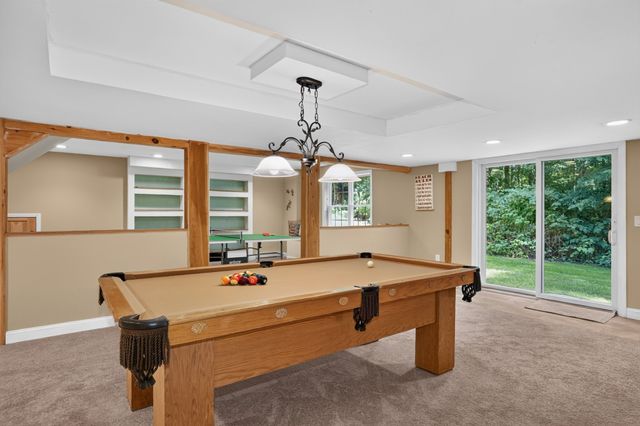 51 Danforth Ln, Bolton, MA 01740