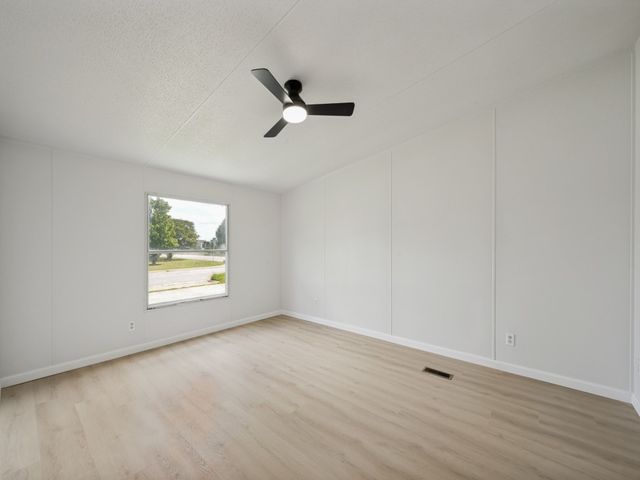 1503 Old Bridge Road, Cleburne, TX 76033