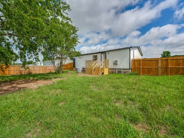 1503 Old Bridge Road, Cleburne, TX 76033