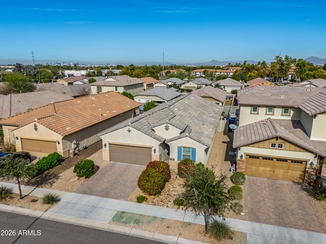 3710 E BRANHAM Lane, Phoenix, AZ 85042