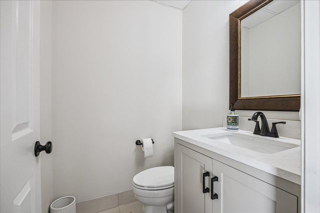 2439 GEORGE R JAMES RD, Eads, TN 38028