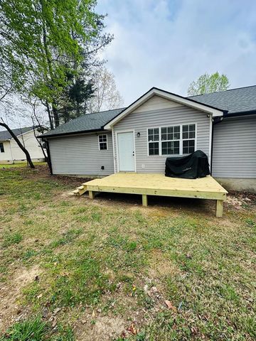 1684 Farley Drive, Tunnel Hill, GA 30755