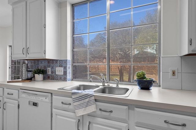 10506 Walpole LN, Austin, TX 78739