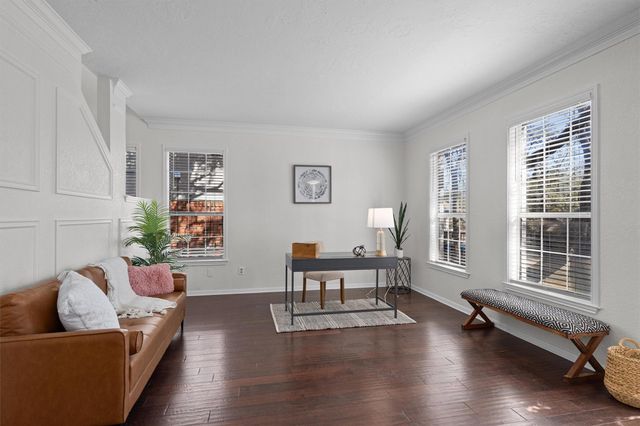 10506 Walpole LN, Austin, TX 78739