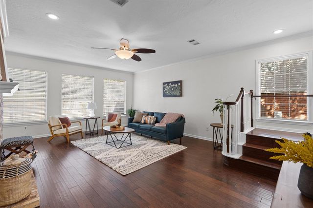 10506 Walpole LN, Austin, TX 78739