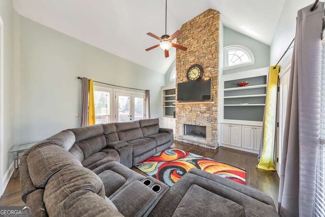 848 Copper Mist Court, Grayson, GA 30017