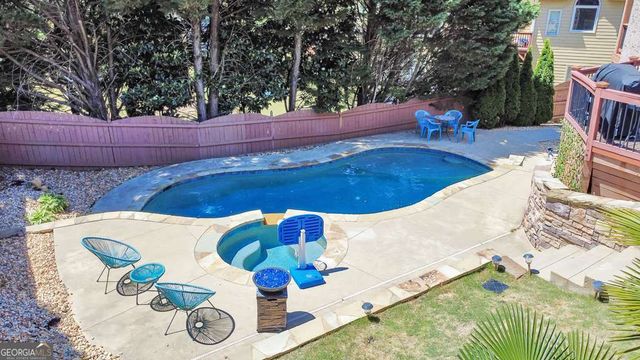 848 Copper Mist Court, Grayson, GA 30017