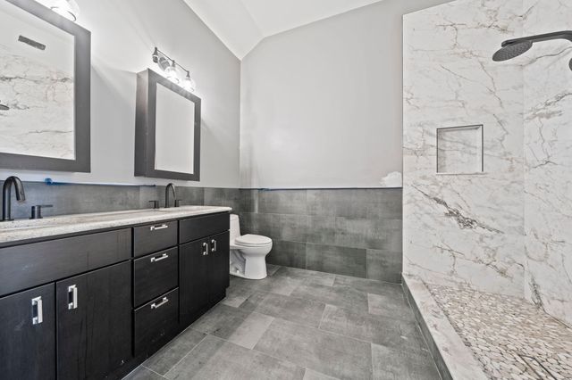 248 Presidents Ln 6, Quincy, MA 02169