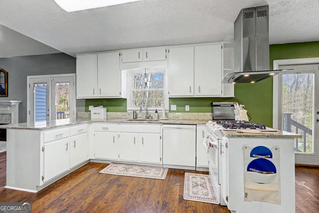 285 Creekside Way, Mcdonough, GA 30252