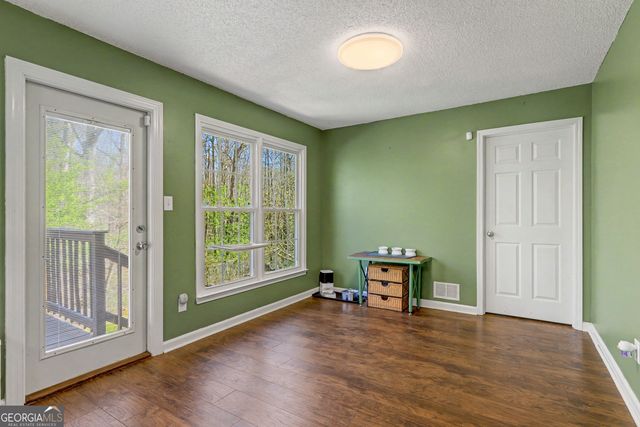 285 Creekside Way, Mcdonough, GA 30252