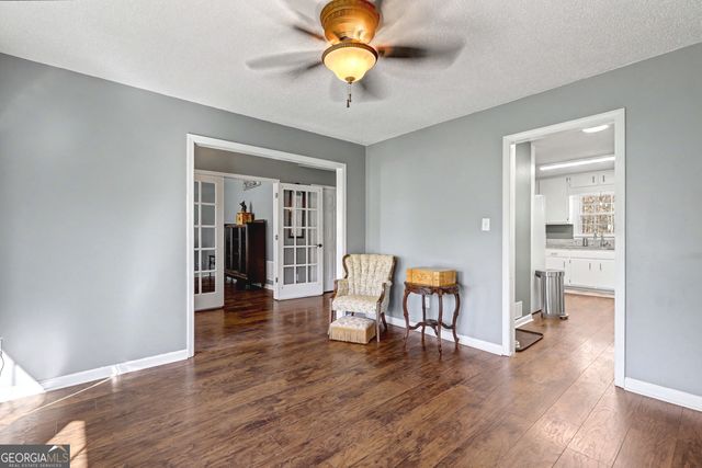 285 Creekside Way, Mcdonough, GA 30252