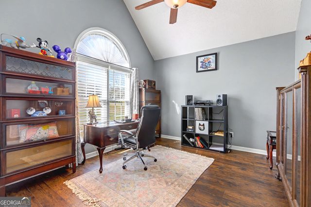 285 Creekside Way, Mcdonough, GA 30252