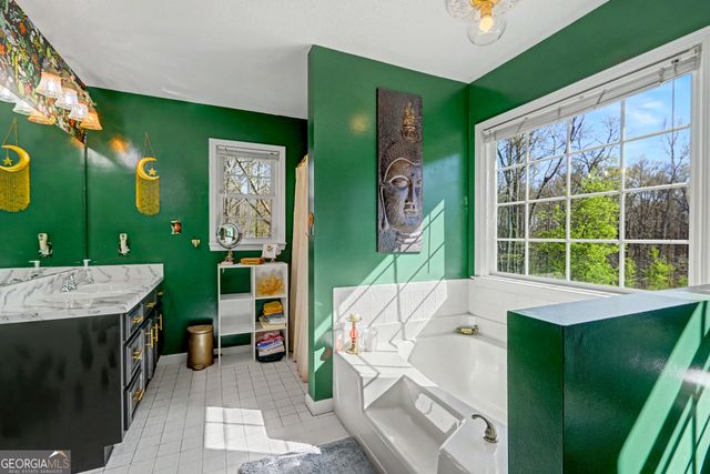 285 Creekside Way, Mcdonough, GA 30252