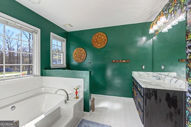 285 Creekside Way, Mcdonough, GA 30252