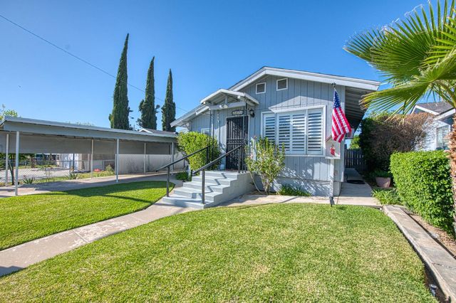 2434 Yerba Street, Selma, CA 93662