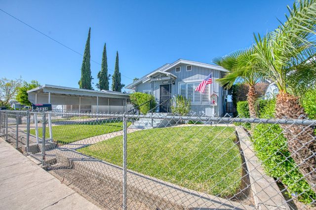 2434 Yerba Street, Selma, CA 93662