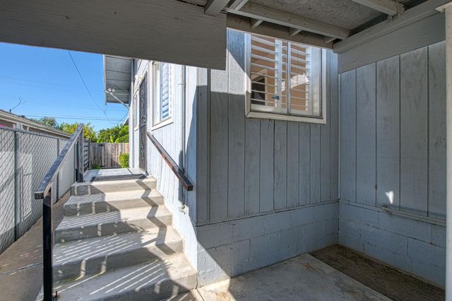 2434 Yerba Street, Selma, CA 93662