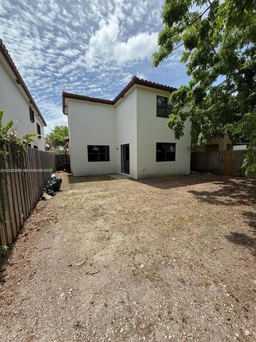 156 NE 24th Ave, Homestead, FL 33033