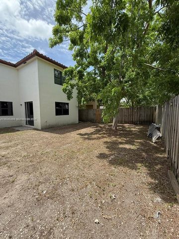 156 NE 24th Ave, Homestead, FL 33033