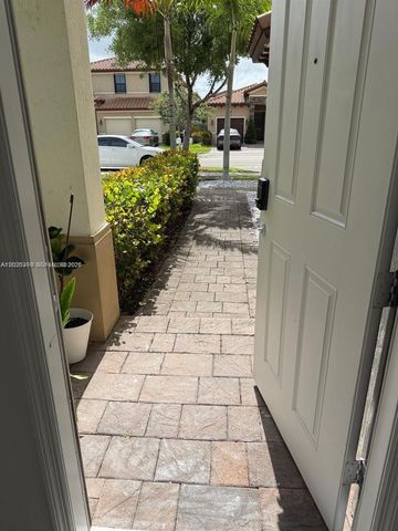 156 NE 24th Ave, Homestead, FL 33033