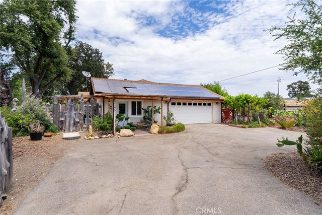 9265 Linden Avenue, Atascadero, CA 93422