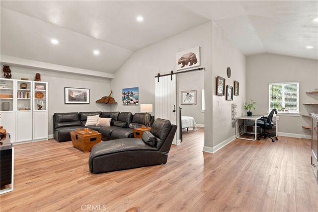 9265 Linden Avenue, Atascadero, CA 93422