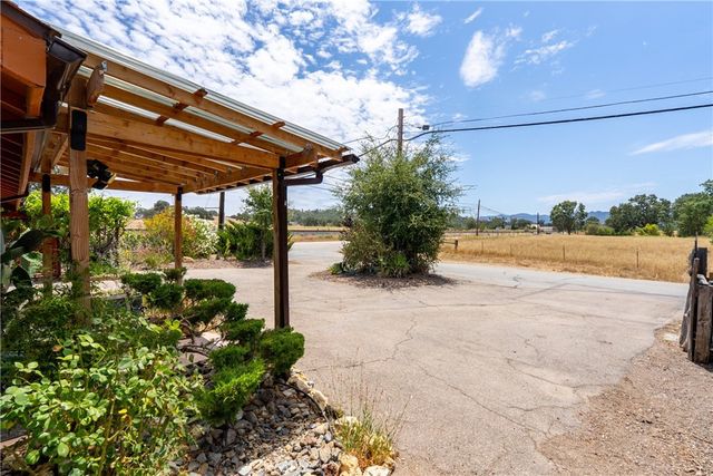 9265 Linden Avenue, Atascadero, CA 93422
