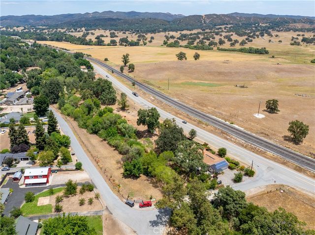 9265 Linden Avenue, Atascadero, CA 93422