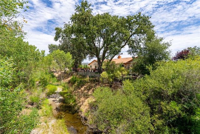 9265 Linden Avenue, Atascadero, CA 93422