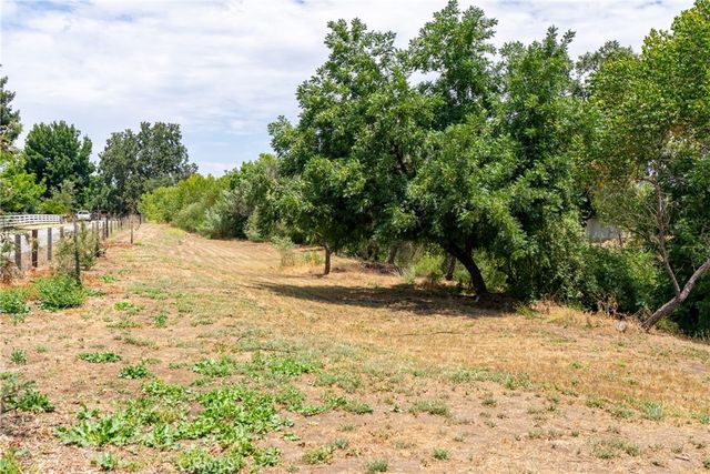 9265 Linden Avenue, Atascadero, CA 93422