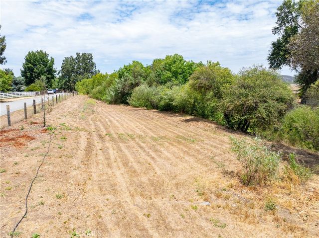 9265 Linden Avenue, Atascadero, CA 93422