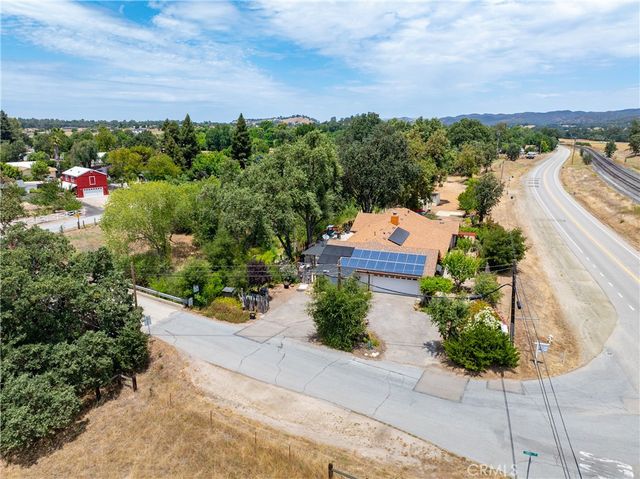9265 Linden Avenue, Atascadero, CA 93422