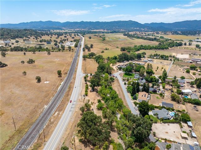 9265 Linden Avenue, Atascadero, CA 93422