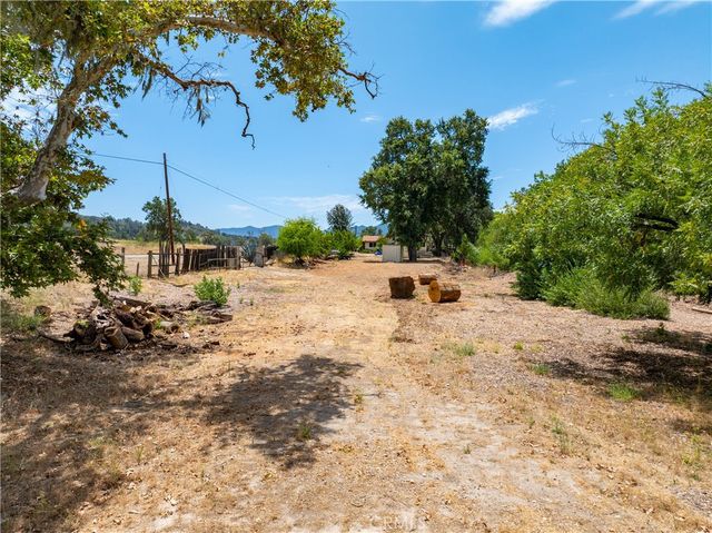 9265 Linden Avenue, Atascadero, CA 93422