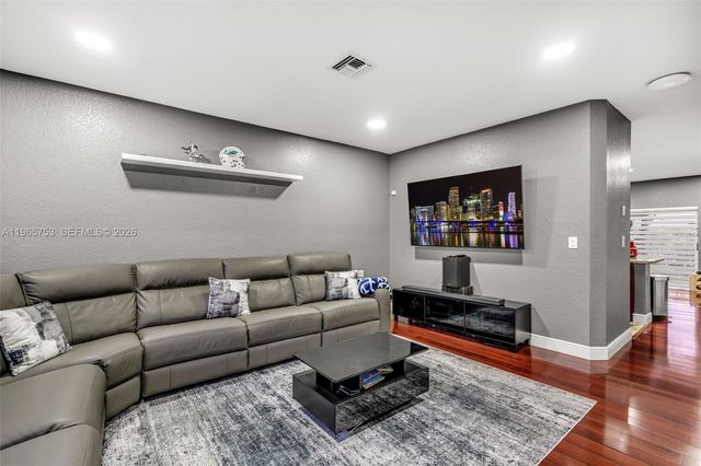 5791 NW 116th Ave 112, Doral, FL 33178