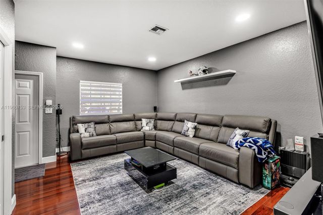 5791 NW 116th Ave 112, Doral, FL 33178