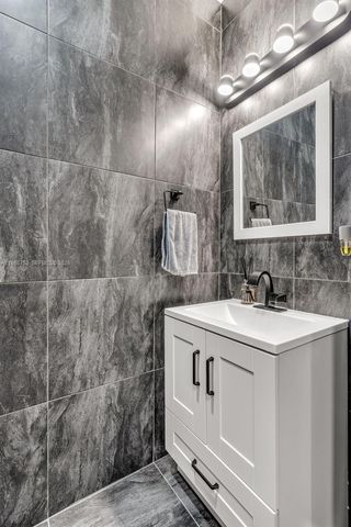 5791 NW 116th Ave 112, Doral, FL 33178