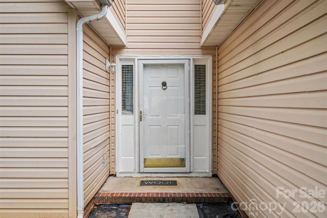 6312 Trysting Road, Charlotte, NC 28227
