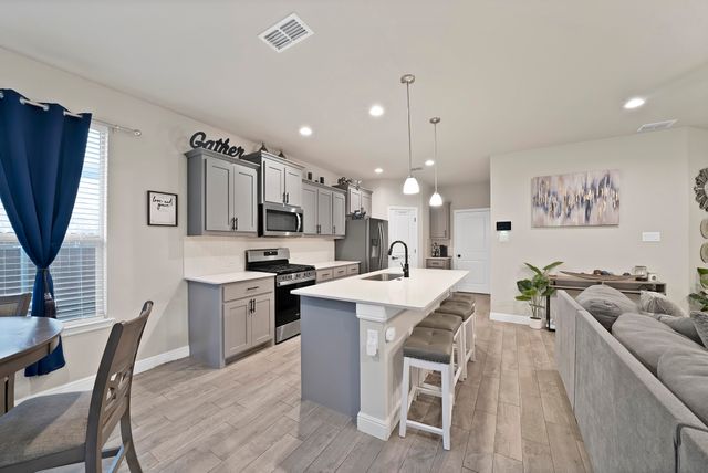 312 Frenchpark Drive, Fort Worth, TX 76052