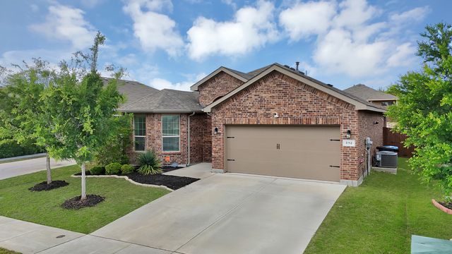 312 Frenchpark Drive, Fort Worth, TX 76052