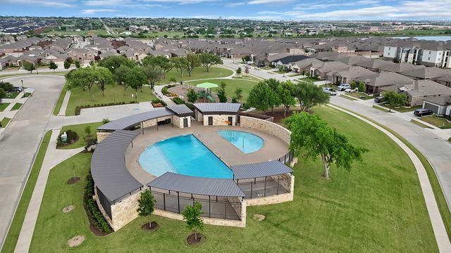 312 Frenchpark Drive, Fort Worth, TX 76052