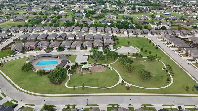312 Frenchpark Drive, Fort Worth, TX 76052